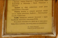 Tabliczka informacyjna (1b) w kaplicy Matki Bożej Lubońskiej.  (foto tedd55 - lipiec 2013)