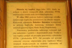 Tabliczka informacyjna (2a) w kaplicy Matki Bożej Lubońskiej.  (foto tedd55 - lipiec 2013)