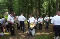 Oprawę muzyczną podczas uroczystości zapewniła Orkiestra Dęta ze Skomielnej Białej.  (foto tedd55 - lipiec 2012)